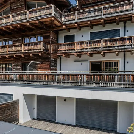 Sunrise Chalet, Hot Tub, Oasis View *