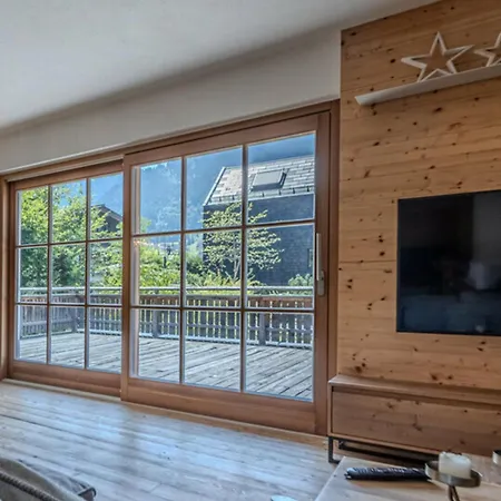 Sunrise Chalet, Hot Tub, Oasis View